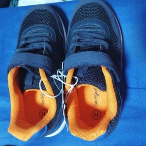 Cat & Jack Boys new sneakers size 11 blue